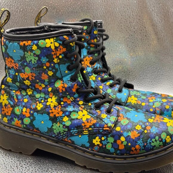 Dr. Martens Other - Size 4‎ - Dr. Martens Delaney Black Kids Side Zip Floral Combat Boots SK04Q